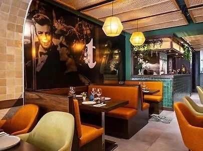 With Twin Beds & Kitchenette At The New Olo Living 24