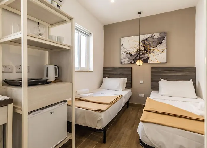With Twin Beds & Kitchenette At The New Olo Living 24