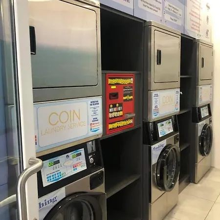 With Twin Beds & Kitchenette At The New Olo Living 24 4*