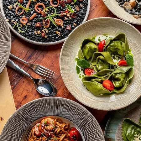 Pensjonat With Twin Beds & Kitchenette At The New Olo Living 24 St. Julian's